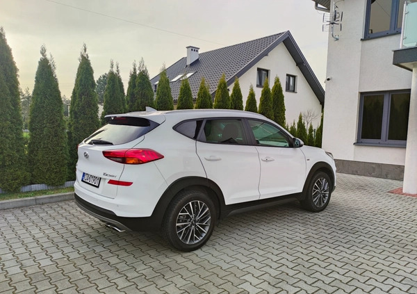 Hyundai Tucson cena 88900 przebieg: 49500, rok produkcji 2019 z Czarne małe 67